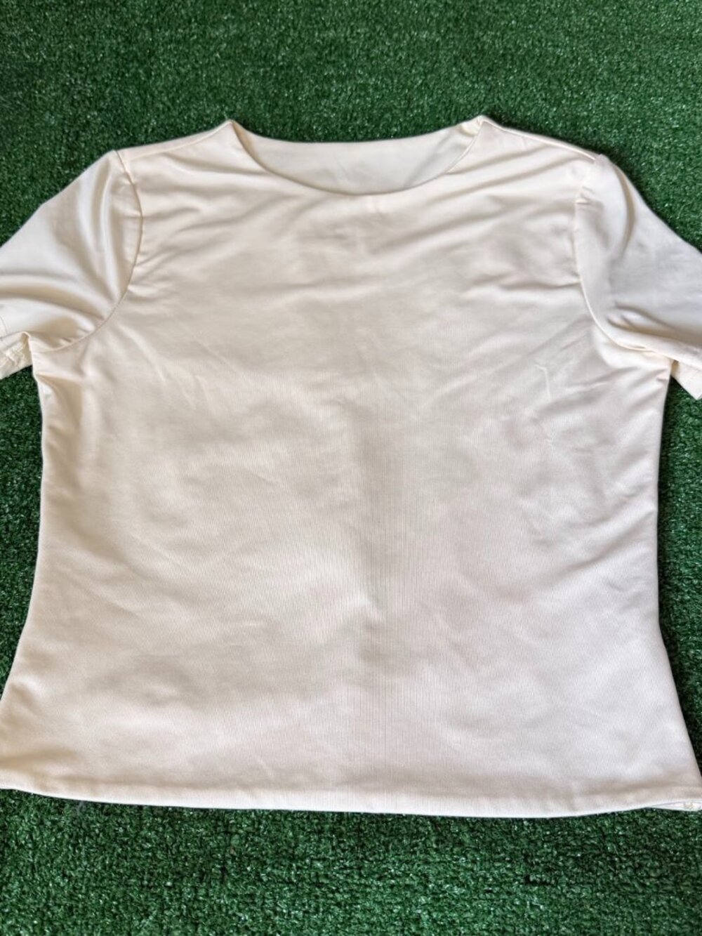 Shein Solid Cream Short Sleeve Basic Crop Top T-Shirt Size S  SHEIN basic crop t